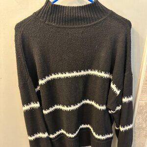 Nine West- XL Black Crewneck Sweater with White Stripe